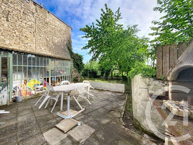 Maison &agrave; vendre - 7 pi&egrave;ces - 185 m2 - Jenzat - 03 - AUVERGNE