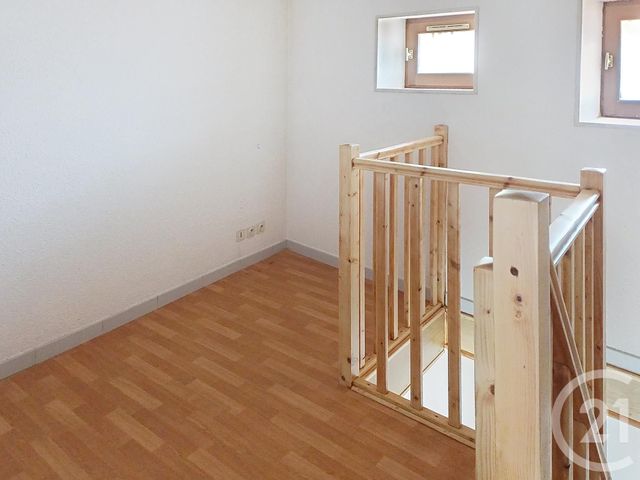 Appartement F3 &agrave; louer - 4 pi&egrave;ces - 60 m2 - Gannat - 03 - AUVERGNE