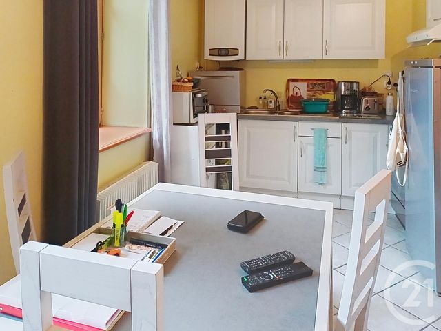 Appartement F2 &agrave; louer - 2 pi&egrave;ces - 40,29 m2 - Gannat - 03 - AUVERGNE