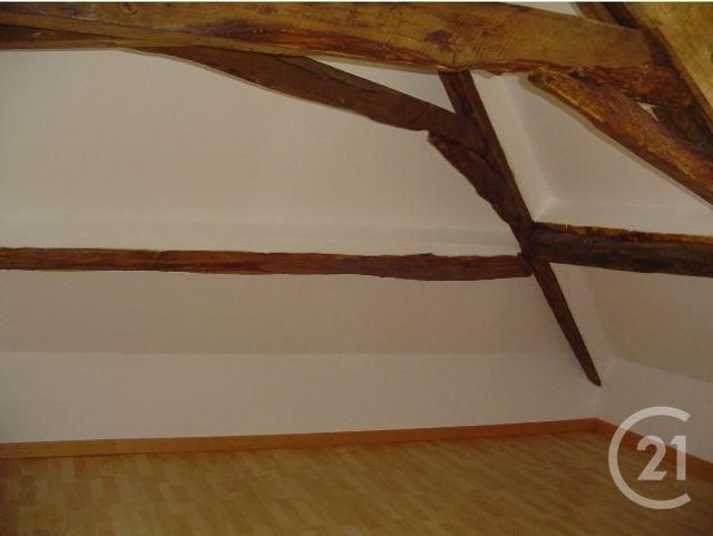 Maison &agrave; louer - 3 pi&egrave;ces - 91,92 m2 - Ebreuil - 03 - AUVERGNE