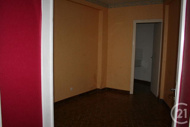 Appartement Local &agrave; louer - 1 pi&egrave;ce - 53,15 m2 - Gannat - 03 - AUVERGNE