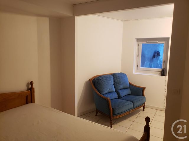Appartement T1 &agrave; louer - 1 pi&egrave;ce - 30,41 m2 - Gannat - 03 - AUVERGNE