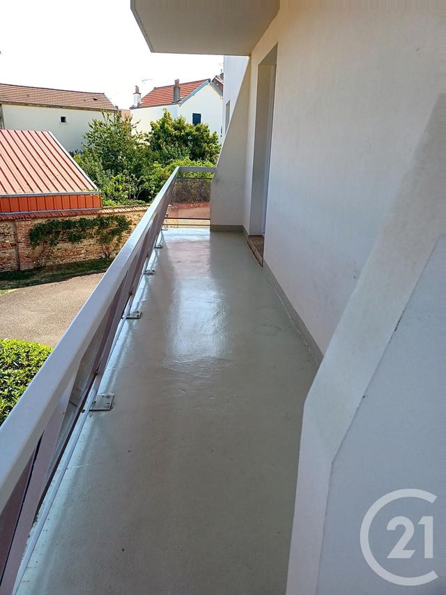 Appartement F3 &agrave; louer - 3 pi&egrave;ces - 71,50 m2 - Vichy - 03 - AUVERGNE
