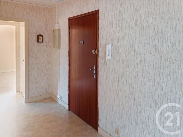 Appartement F3 &agrave; louer - 3 pi&egrave;ces - 71,50 m2 - Vichy - 03 - AUVERGNE
