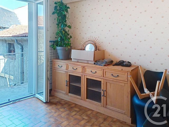 Appartement F2 &agrave; louer - 2 pi&egrave;ces - 44,46 m2 - Gannat - 03 - AUVERGNE