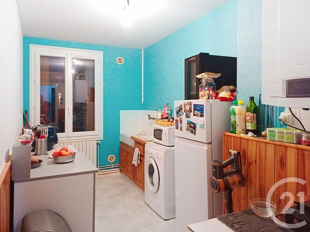 Appartement F3 &agrave; louer - 3 pi&egrave;ces - 80,97 m2 - Varennes Sur Allier - 03 - AUVERGNE