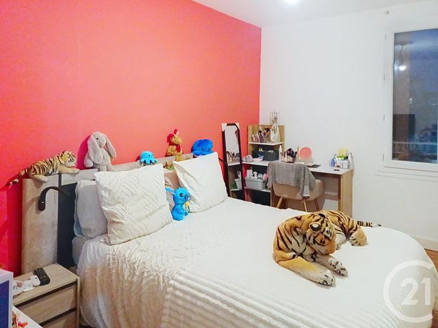 Appartement F3 &agrave; louer - 3 pi&egrave;ces - 80,97 m2 - Varennes Sur Allier - 03 - AUVERGNE