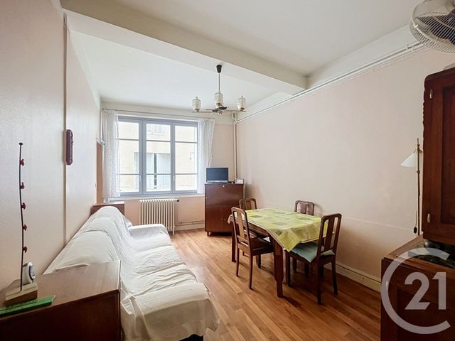 Maison &agrave; vendre - 3 pi&egrave;ces - 51 m2 - Ebreuil - 03 - AUVERGNE