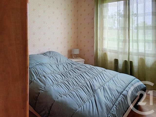 Maison &agrave; louer - 4 pi&egrave;ces - 93,69 m2 - Ussel D Allier - 03 - AUVERGNE