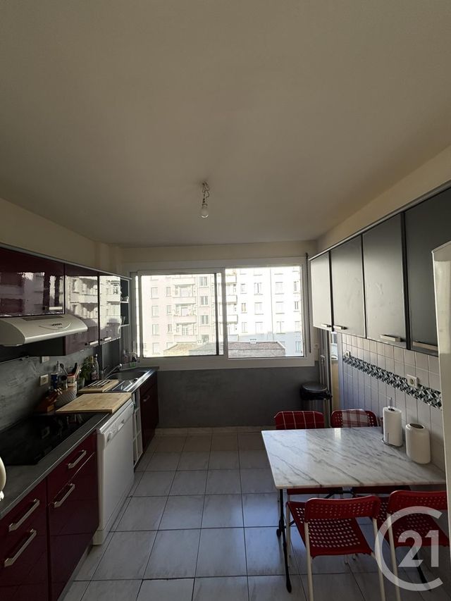 Appartement F3 &agrave; louer - 3 pi&egrave;ces - 59 m2 - Clermont Ferrand - 63 - AUVERGNE