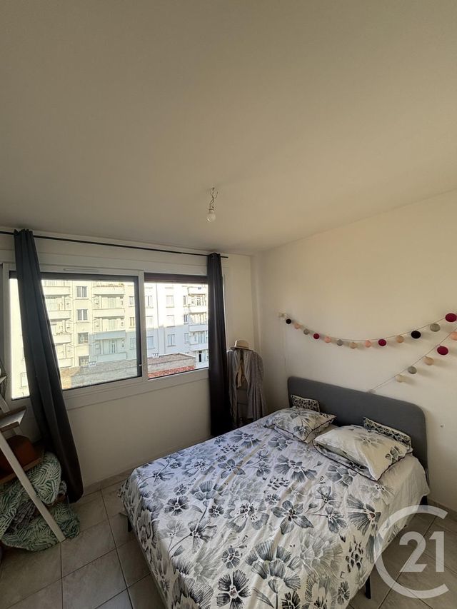 Appartement F3 &agrave; louer - 3 pi&egrave;ces - 59 m2 - Clermont Ferrand - 63 - AUVERGNE