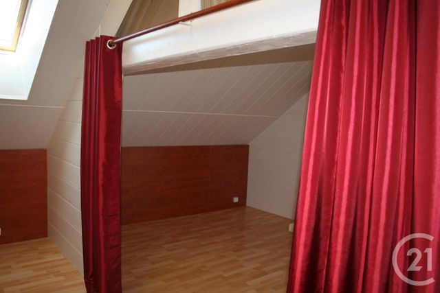 Maison &agrave; louer - 3 pi&egrave;ces - 76,80 m2 - Brout Vernet - 03 - AUVERGNE