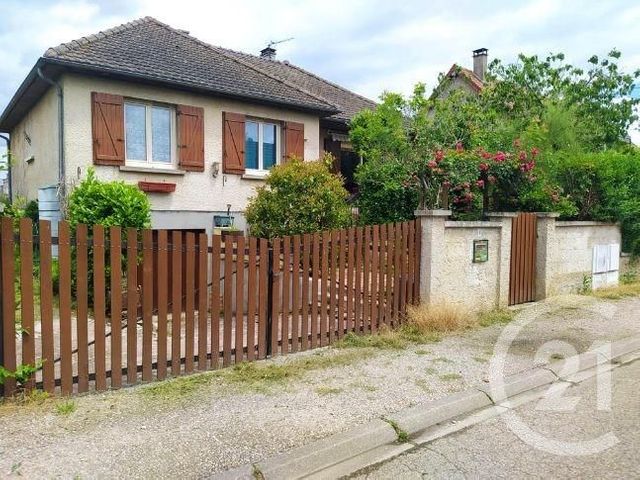 Afficher la photo en grand maison à vendre - 7 pièces - 115.0 m2 - ST POURCAIN SUR SIOULE - 03 - AUVERGNE - Century 21 Lefèbvre Immobilier