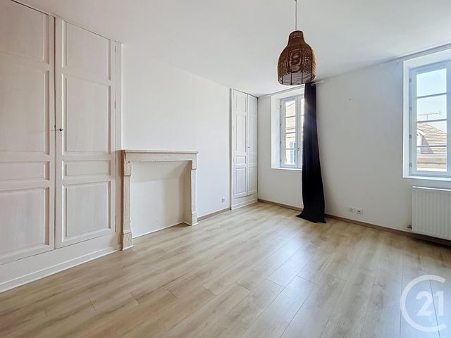 Appartement F3 &agrave; louer - 3 pi&egrave;ces - 70,65 m2 - St Pourcain Sur Sioule - 03 - AUVERGNE