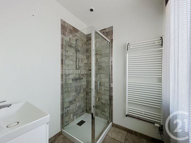 Appartement F3 &agrave; louer - 3 pi&egrave;ces - 70,65 m2 - St Pourcain Sur Sioule - 03 - AUVERGNE