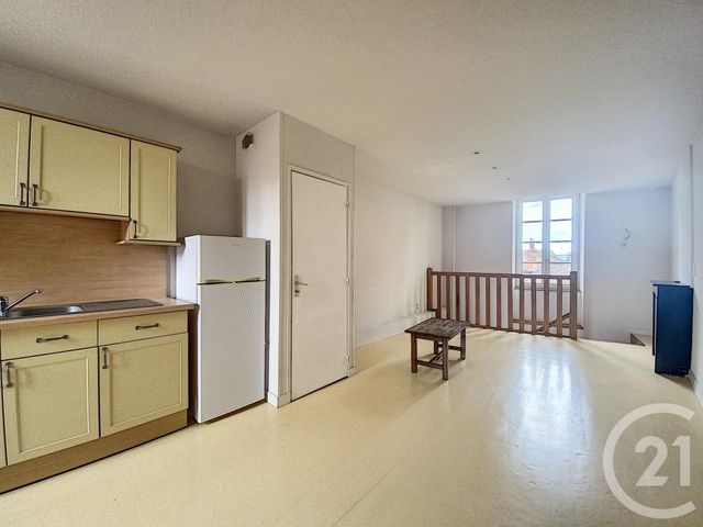 Afficher la photo en grand Appartement Duplex à louer - 3 pièces - 56.0 m2 - CHANTELLE - 03 - AUVERGNE - Century 21 Lefèbvre Immobilier