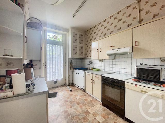 Afficher la photo en grand maison à vendre - 9 pièces - 227.6 m2 - LE MONTET - 03 - AUVERGNE - Century 21 Lefèbvre Immobilier