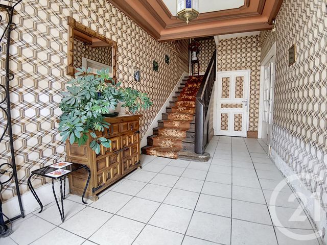 Afficher la photo en grand maison à vendre - 9 pièces - 227.6 m2 - LE MONTET - 03 - AUVERGNE - Century 21 Lefèbvre Immobilier