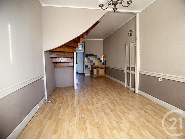 maison à louer - 3 pièces - 60.0 m2 - ST POURCAIN SUR SIOULE - 03 - AUVERGNE - Century 21 Lefèbvre Immobilier maison à louer - 3 pièces - 60.0 m2 - ST POURCAIN SUR SIOULE - 03 - AUVERGNE - Century 21 Lefèbvre Immobilier