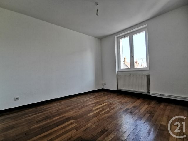 Appartement F3 à louer - 3 pièces - 75.0 m2 - ST POURCAIN SUR SIOULE - 03 - AUVERGNE - Century 21 Lefèbvre Immobilier Appartement F3 à louer - 3 pièces - 75.0 m2 - ST POURCAIN SUR SIOULE - 03 - AUVERGNE - Century 21 Lefèbvre Immobilier