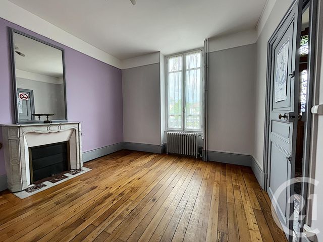 Afficher la photo en grand maison à vendre - 11 pièces - 210.0 m2 - VARENNES SUR ALLIER - 03 - AUVERGNE - Century 21 Lefèbvre Immobilier