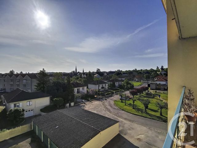 Appartement F3 à vendre ST POURCAIN SUR SIOULE