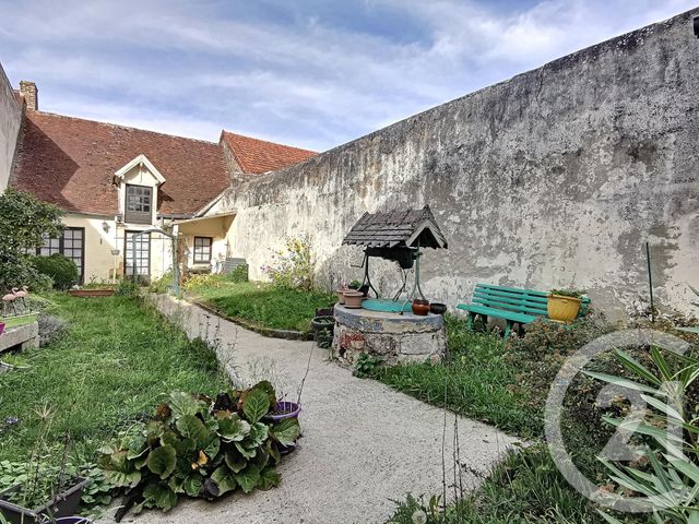 maison - MONTMARAULT - 03