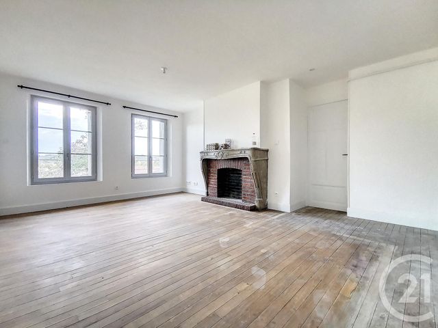 Appartement F4 à louer - 4 pièces - 85.9 m2 - ST POURCAIN SUR SIOULE - 03 - AUVERGNE - Century 21 Lefèbvre Immobilier