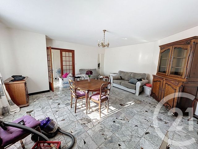 Afficher la photo en grand Maison à vendre - 5 pièces - 101,06 m2 - Paray Sous Briailles - 03 - AUVERGNE