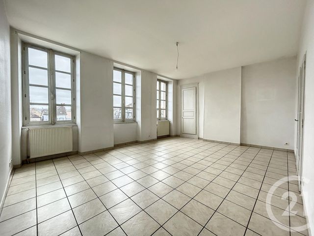 Appartement F3 à louer - 3 pièces - 76.0 m2 - ST POURCAIN SUR SIOULE - 03 - AUVERGNE - Century 21 Lefèbvre Immobilier