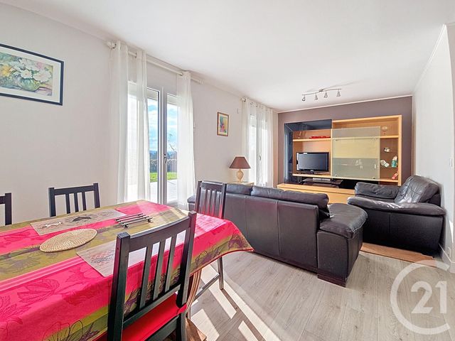 Afficher la photo en grand Maison à vendre - 5 pièces - 108,63 m2 - Deneuille Les Chantelle - 03 - AUVERGNE