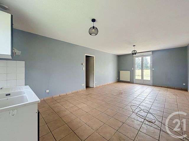 Maison &agrave; louer - 4 pi&egrave;ces - 80,65 m2 - Fourilles - 03 - AUVERGNE