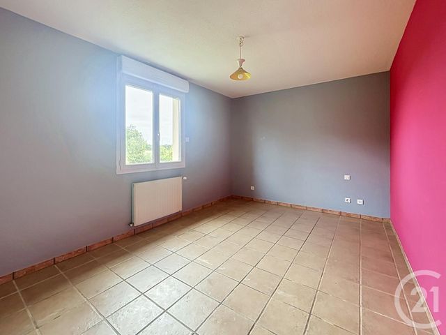 Maison &agrave; louer - 4 pi&egrave;ces - 80,65 m2 - Fourilles - 03 - AUVERGNE