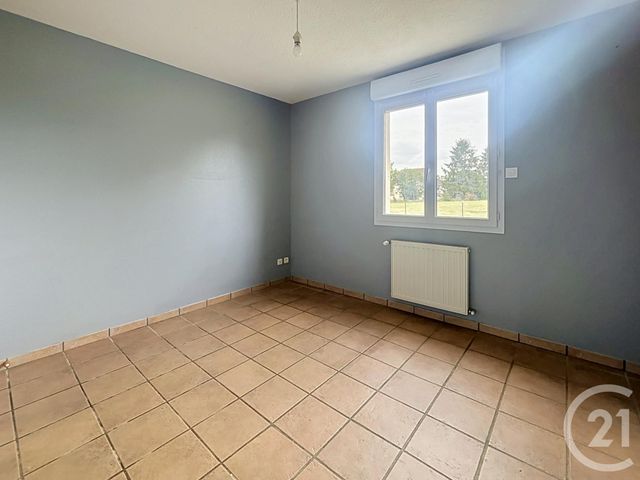 Maison &agrave; louer - 4 pi&egrave;ces - 80,65 m2 - Fourilles - 03 - AUVERGNE