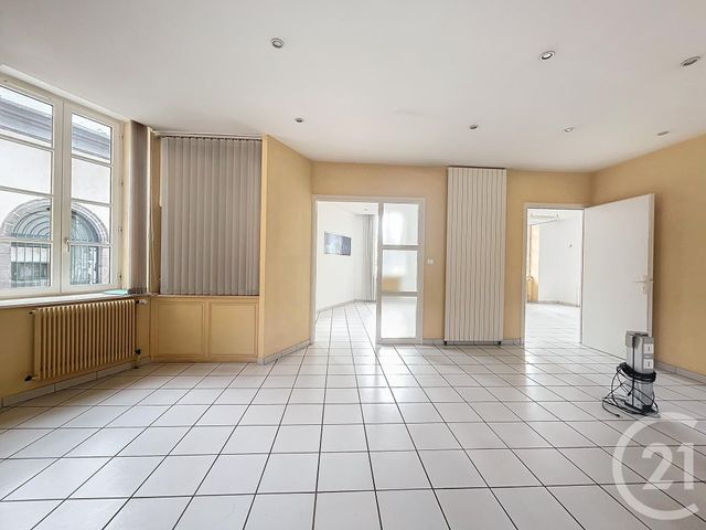 Appartement Local à louer - 4 pièces - 80 m2 - St Pourcain Sur Sioule - 03 - AUVERGNE