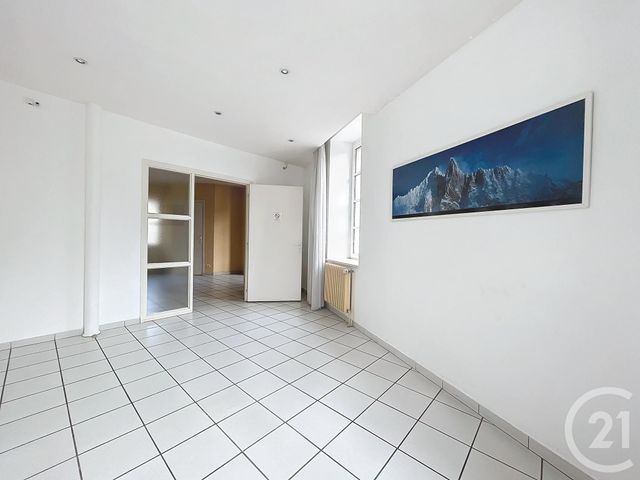 Appartement Local à louer - 4 pièces - 80 m2 - St Pourcain Sur Sioule - 03 - AUVERGNE