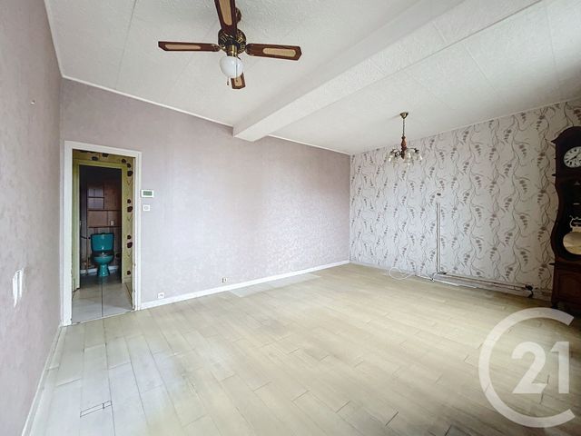 Maison à vendre - 3 pièces - 75 m2 - Chatel De Neuvre - 03 - AUVERGNE