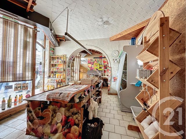 Appartement F3 à vendre - 4 pièces - 199,02 m2 - St Pourcain Sur Sioule - 03 - AUVERGNE