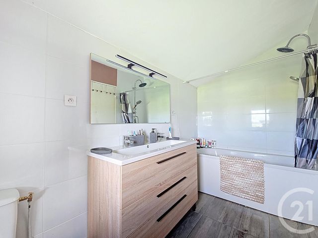 Maison à vendre - 4 pièces - 90,20 m2 - Varennes Sur Allier - 03 - AUVERGNE