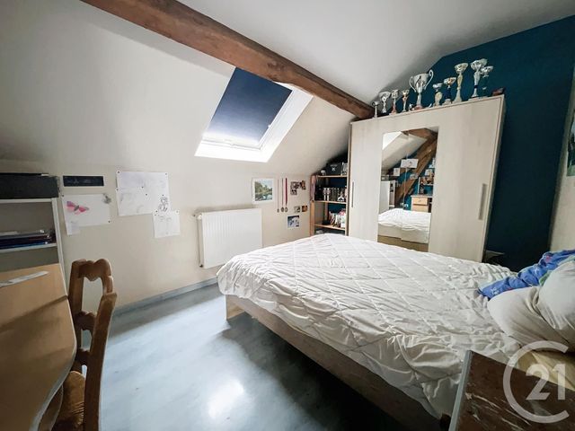 Afficher la photo en grand Maison à vendre - 7 pièces - 213,10 m2 - St Gerand Le Puy - 03 - AUVERGNE