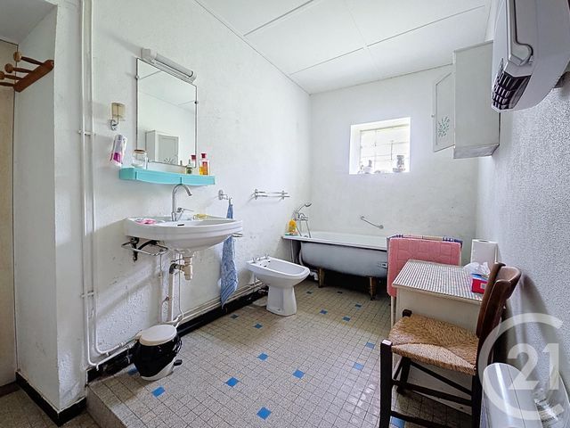 Maison à vendre - 5 pièces - 202,50 m2 - Deneuille Les Chantelle - 03 - AUVERGNE