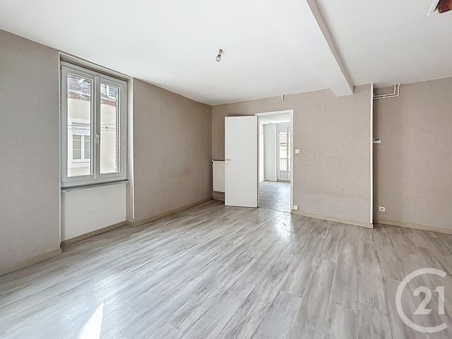 Appartement F2 bis à louer - 2 pièces - 56 m2 - St Pourcain Sur Sioule - 03 - AUVERGNE