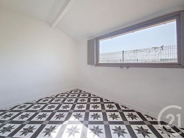 Afficher la photo en grand Maison à vendre - 4 pièces - 104,50 m2 - Deneuille Les Chantelle - 03 - AUVERGNE