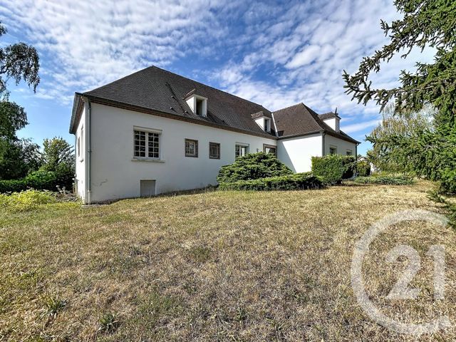 Maison &agrave; vendre - 7 pi&egrave;ces - 279,95 m2 - St Gerand Le Puy - 03 - AUVERGNE