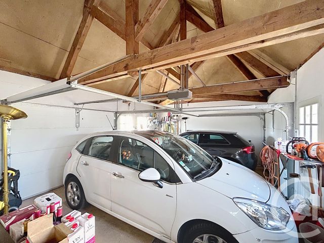 Maison &agrave; vendre - 7 pi&egrave;ces - 279,95 m2 - St Gerand Le Puy - 03 - AUVERGNE