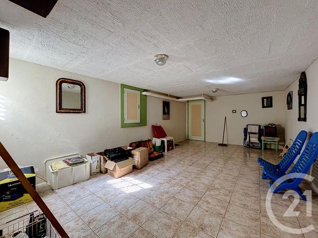 Maison &agrave; vendre - 7 pi&egrave;ces - 279,95 m2 - St Gerand Le Puy - 03 - AUVERGNE