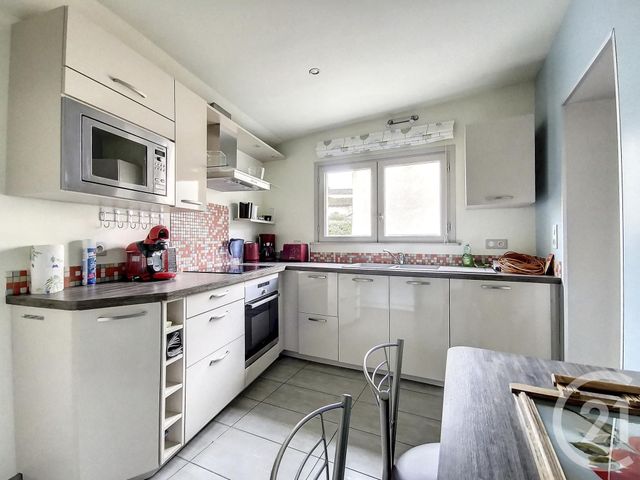 Afficher la photo en grand Maison à louer - 3 pièces - 66,20 m2 - Bayet - 03 - AUVERGNE