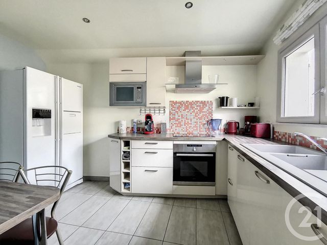 Afficher la photo en grand Maison à louer - 3 pièces - 66,20 m2 - Bayet - 03 - AUVERGNE