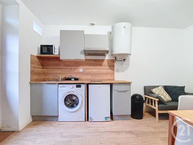 Appartement T2 à louer - 2 pièces - 26 m2 - Varennes Sur Allier - 03 - AUVERGNE