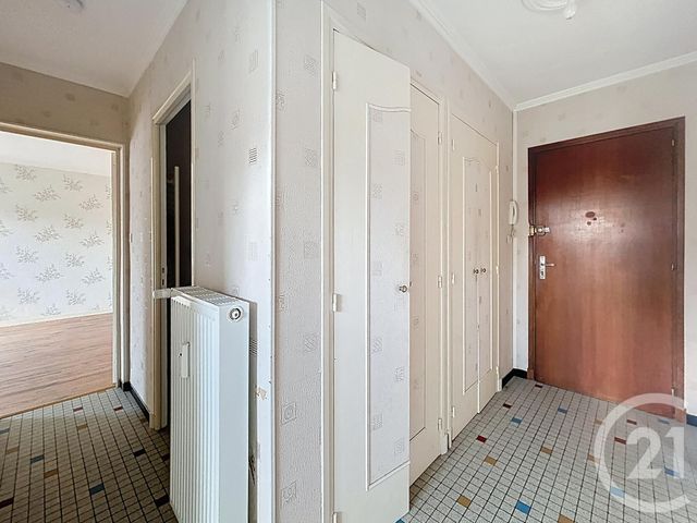 Appartement F2 à louer - 2 pièces - 47,85 m2 - Varennes Sur Allier - 03 - AUVERGNE